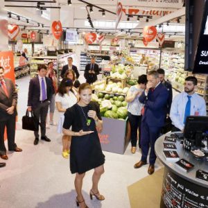 L&rsquo;elettricista? Lo trovi da Carrefour