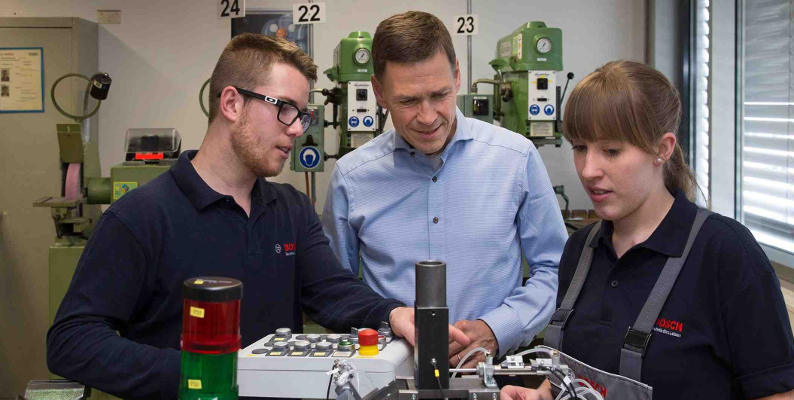 Bosch cerca laureati. E anche Bricocenter