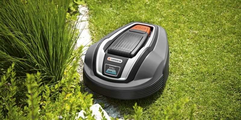 I robot rasaerba Gardena cambiano look