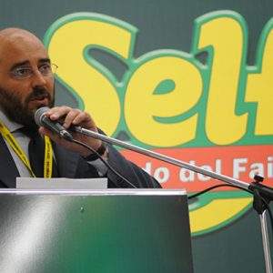 Self Italia, la firma
