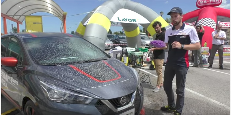 Da Obi per imparare il perfetto lavaggio auto