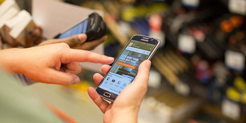 Acquistare da Home Depot con la voce di Google Home