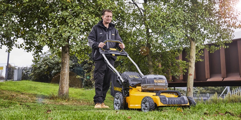 Dewalt espande la gamma per il giardino