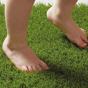 Il bello del giardino…. senza fatica. Il nuovo prato sintetico Verdecor