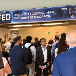 Tutti in coda per il Forum dell&rsquo;Economia Digitale