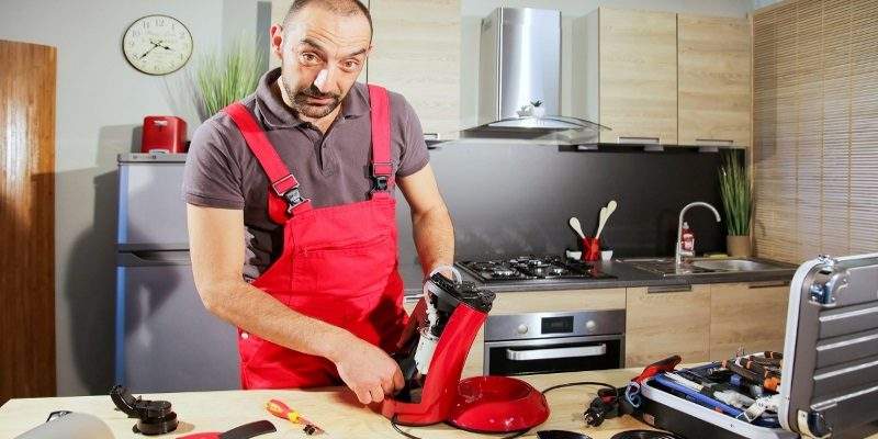 SOS ricambi. Il sito della riparazione fai da te arriva in Italia