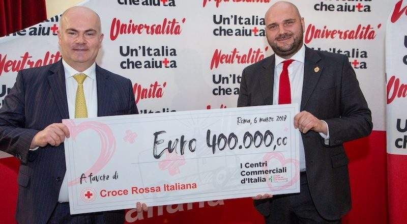 Centri commerciali e Croce Rossa, gara della solidariet&agrave;