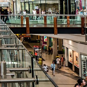 Chiusure. Dopo il Piemonte, la Lombardia