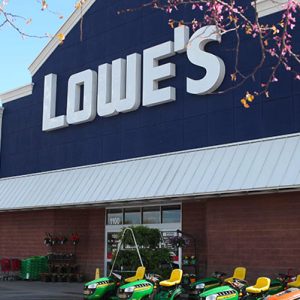 Lowe perde vendite e chiude 34 negozi in Canada