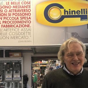 Chinelli, la ferramenta di città