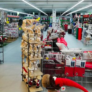 Minimax amplia il negozio. Le foto