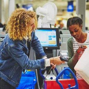 E Ikea compra una banca