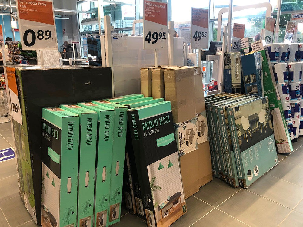 Action a Vanzaghello (MI)