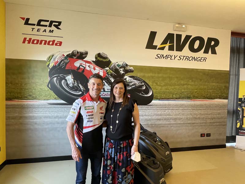 Da sx: Lucio Cecchinello del Team LCR Honda e Giulia Rebegoldi, Marketing Specialist