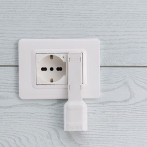 Da ROSI Materiale Elettrico, il nuovo adattatore ultra-piatto FLAT