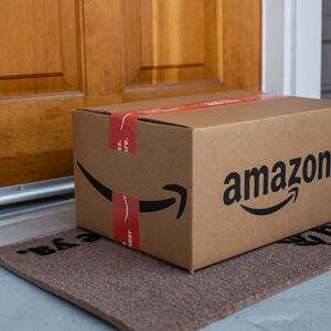 Amazon, 6 milioni di prodotti falsi sequestrati nel 2022