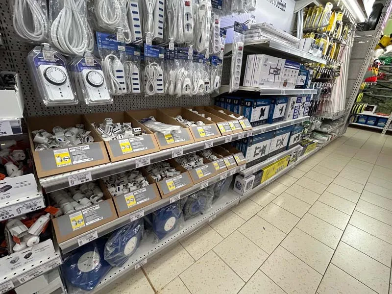 Utility Cipir ad Arona (NO)