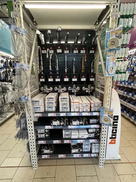 Utility Cipir ad Arona (NO)