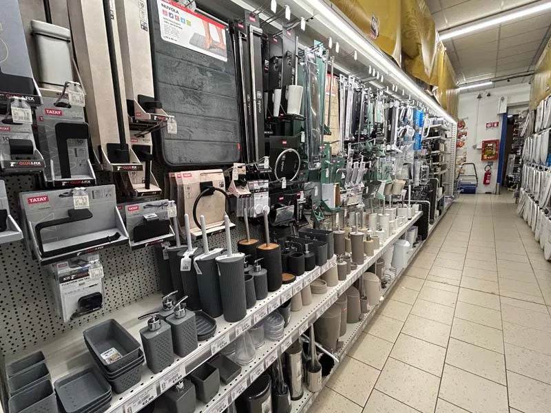 Utility Cipir ad Arona (NO)