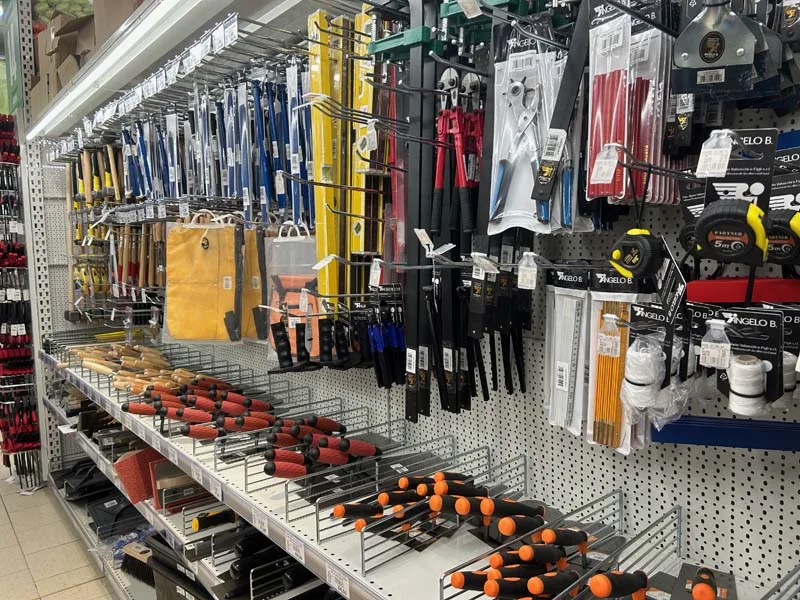 Utility Cipir ad Arona (NO)