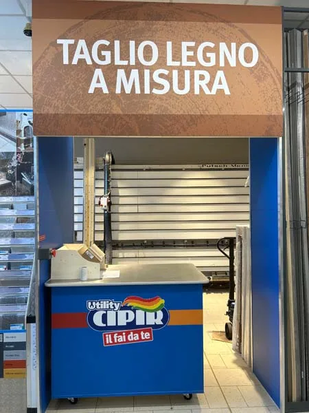 Utility Cipir ad Arona (NO)