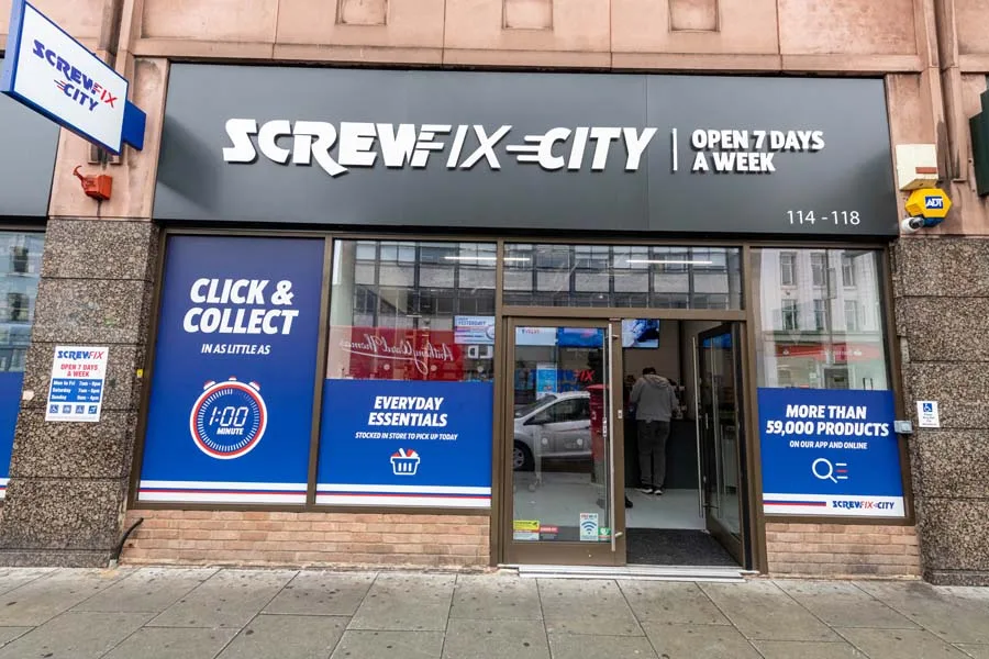 Screwfix  City a Camden, Londra