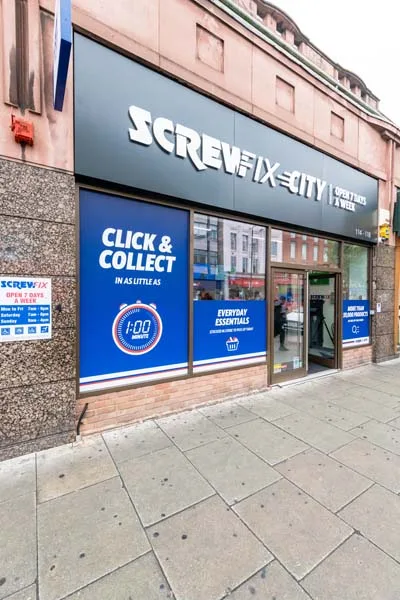 Screwfix  City a Camden, Londra