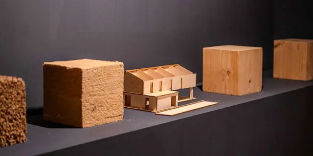 Opera Bluehouse, uno showroom per le abitazioni in legno