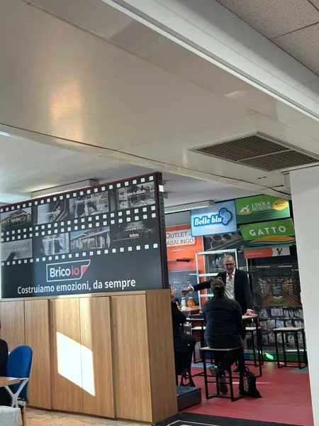 "The Apprenticeship Academy", Brico io e Adecco