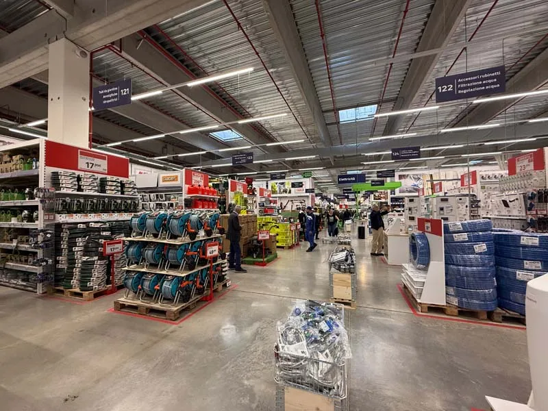 Leroy Merlin a Salerno