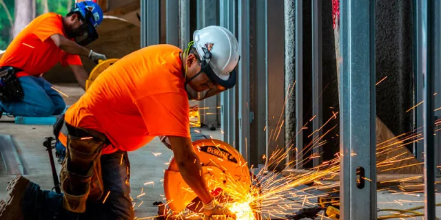 Mercato americano, il bricolage e l’edilizia condannano le politiche di Trump