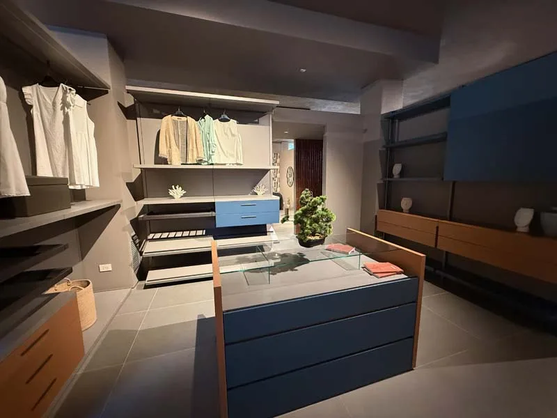 Orsolini Showroom viale Cassala, Milano