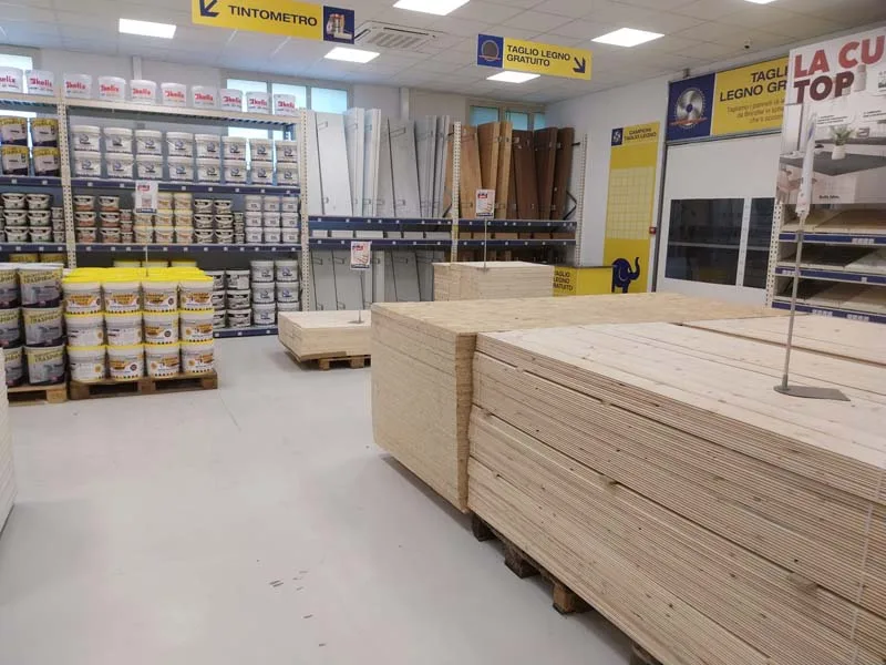 Bricofer a Camposano (Na)