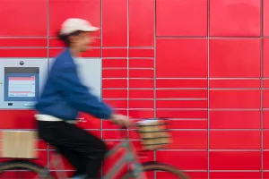 E-Shopper Barometer 2025: cresce l’uso dei locker