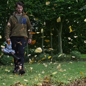 Soffiatore, aspiratore, trituratore. 3 in 1 di Ego