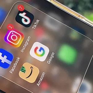 Compri 1 e paghi 2. Qualche verità sul digital advertising