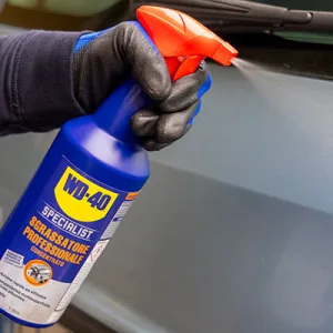WD-40 presenta il nuovo sgrassatore professionale ad acqua
