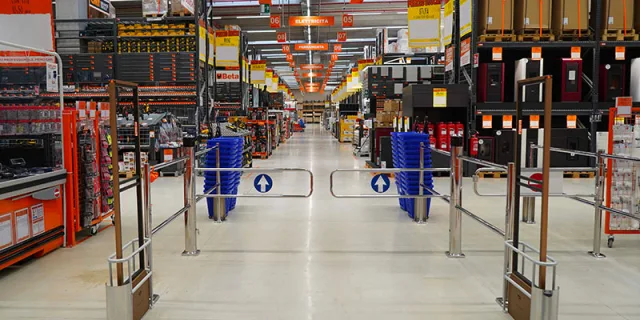 Tecnomat: espansione a Bari, apertura a Palermo e blocco a Olbia