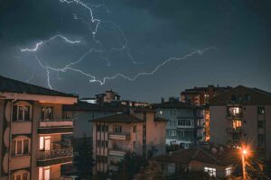 Casa protetta e gestione degli imprevisti. Perch&eacute; sempre pi&ugrave; famiglie scelgono coperture dedicate